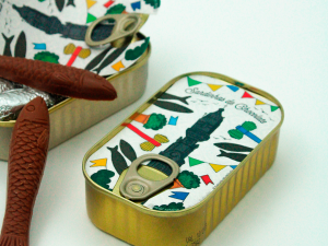 Lata sardinhas de chocolate