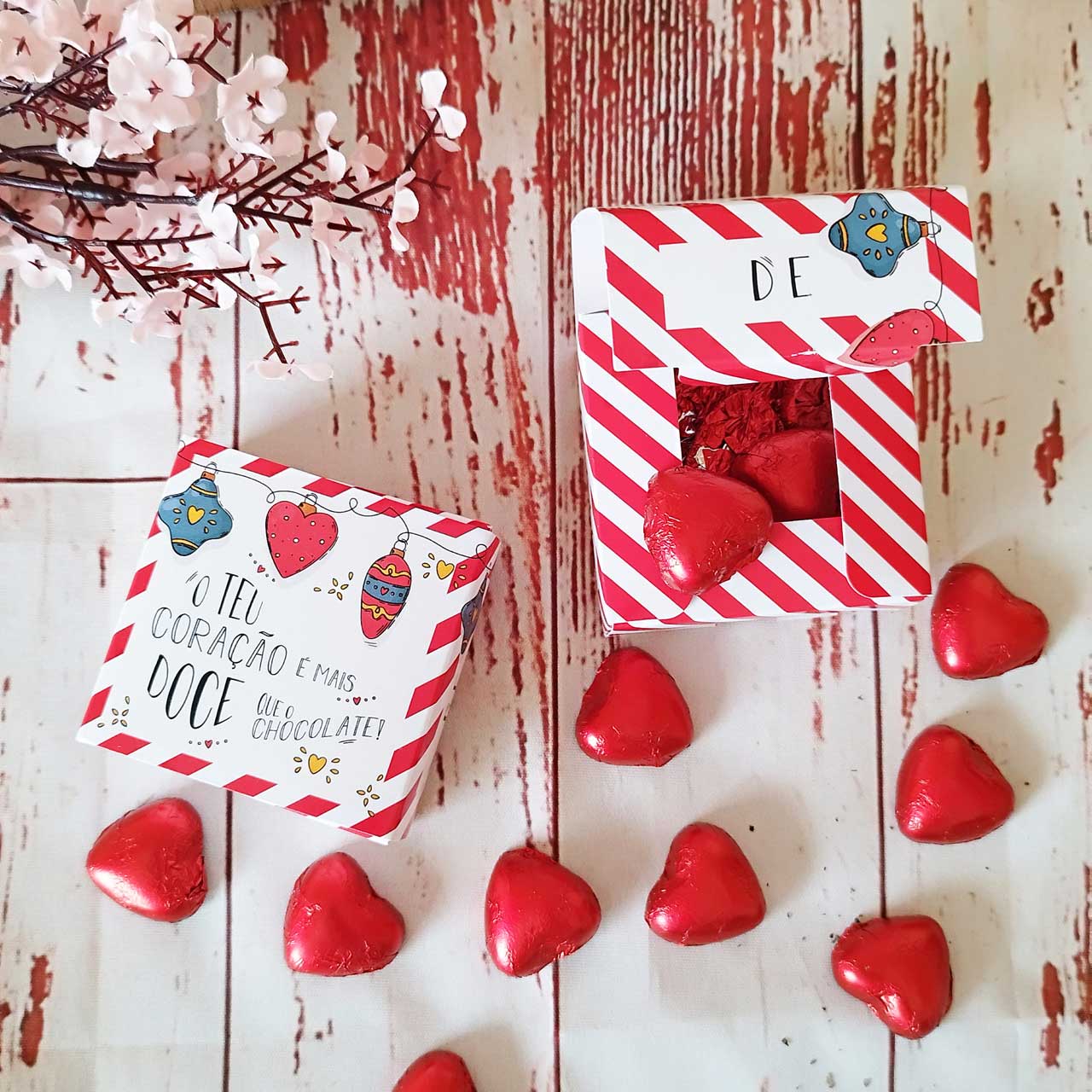 Caixa Encantada com Corações de Chocolate - Image 3
